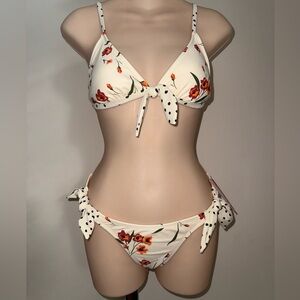New Xhilaration Juniors Floral Polka Dot Print Bikini swimsuit Set Sz M (4-6)